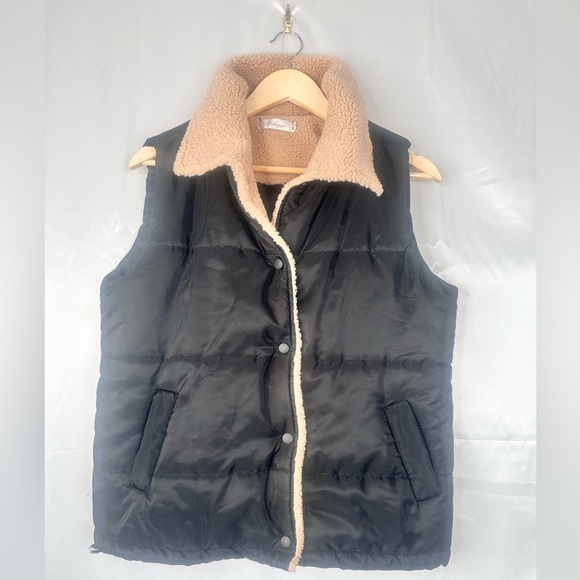 Black Puffer Vest with Tan Sherpa Collar Size L - Picture 1 of 11